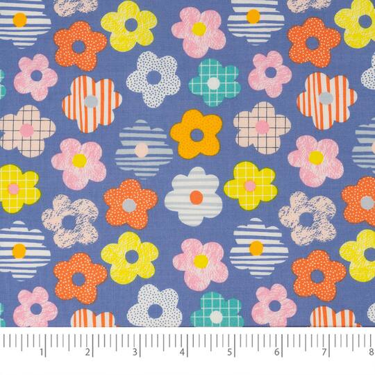 SINGER Modern Daisy Tossed Cotton Fabric